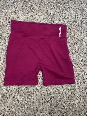 DFYNE Women's Magenta High-Rise Bike Shorts